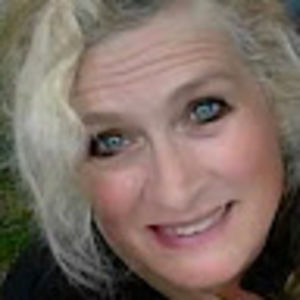 Meet your Posher, Tara a